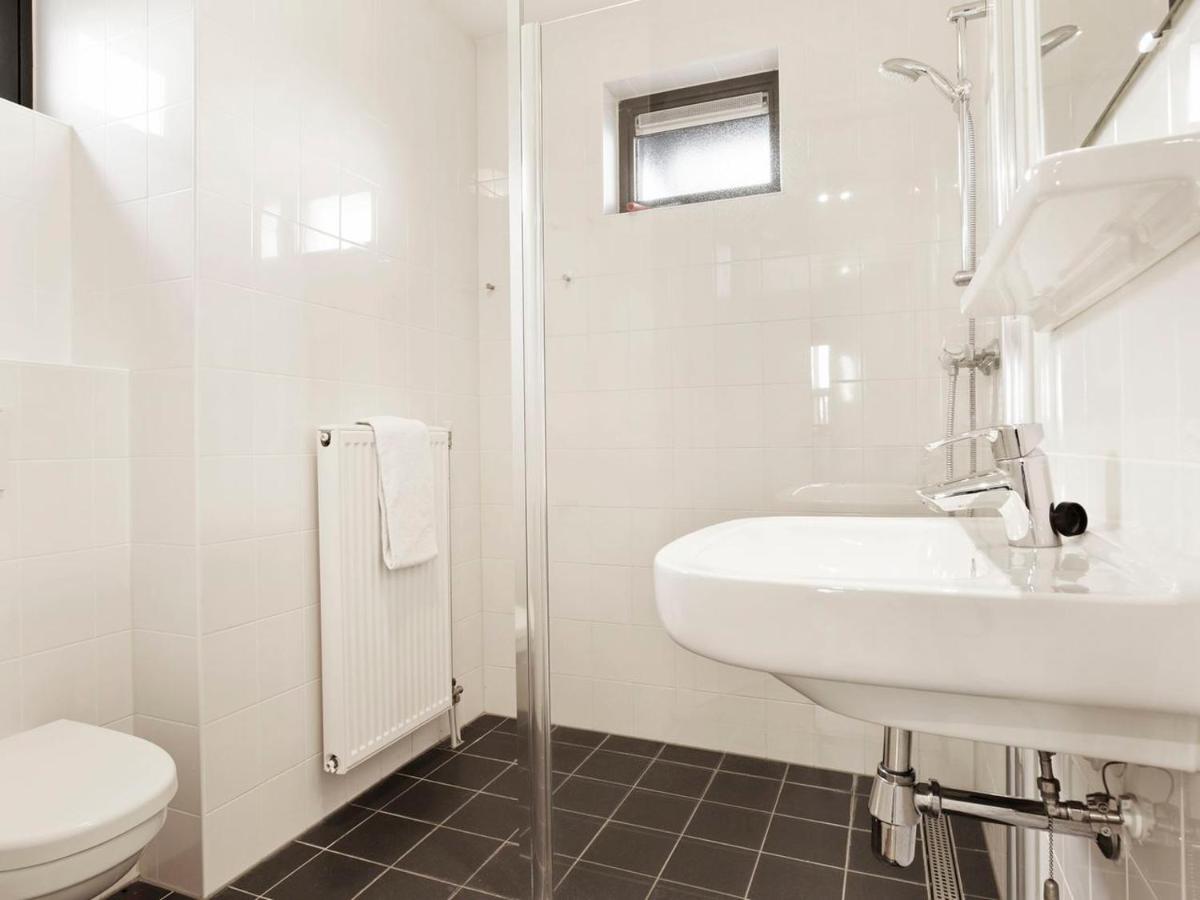 Landal Waterpark Sneekermeer Hotell Terherne Rom bilde